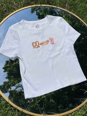White Short Sleeve Graphic Tee with Snack Icons - Casual Women's Top 4th of July